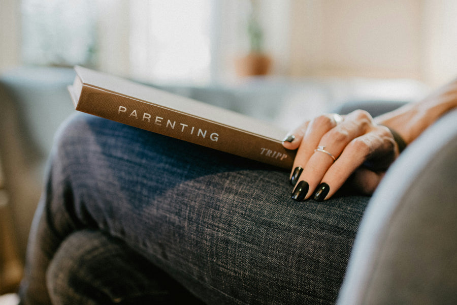 Books to Read Before Baby Arrives: 8 Thoughtful Picks for Parents-to-Be