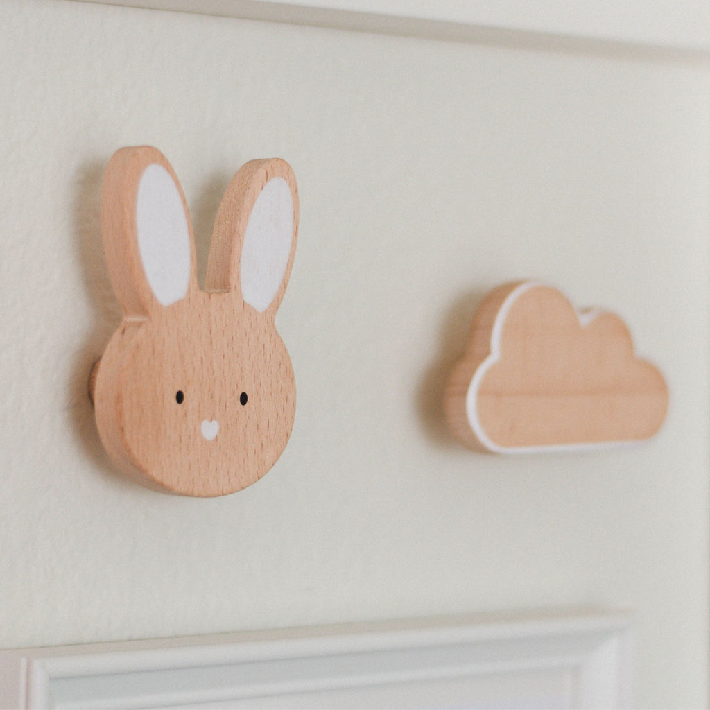 WonderBee™ Natural Pine Cloud Decorative Painted Wall Hook